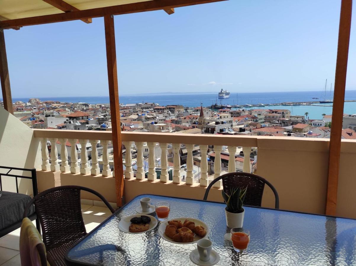 Three Graces Zakynthos Town Apartment Exterior photo