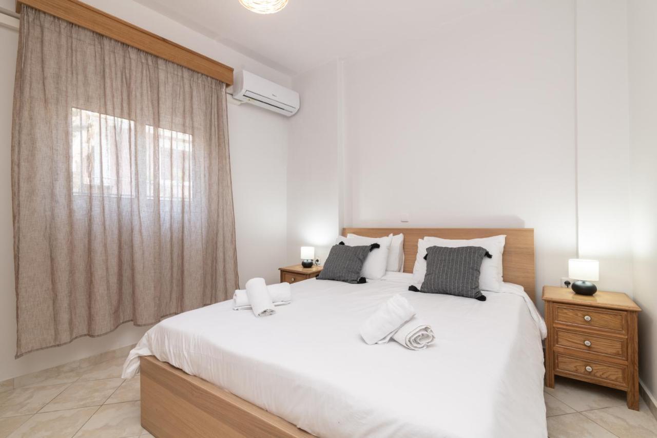 Three Graces Zakynthos Town Apartment Exterior photo