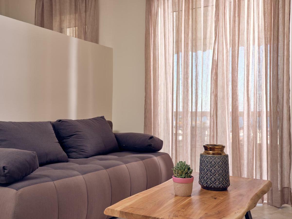 Three Graces Zakynthos Town Apartment Exterior photo